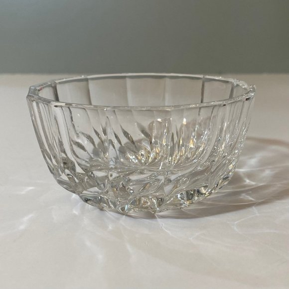 Vintage Action Industries 1981 Glass Sugar & Creamer Set - Picture 3 of 12